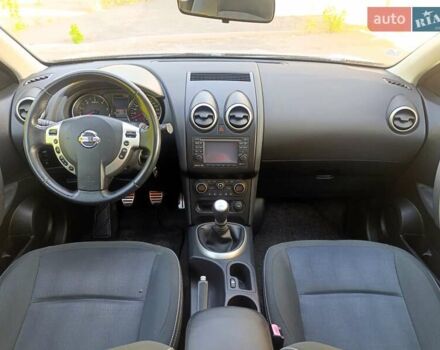 Чорний Ніссан Кашкай, об'ємом двигуна 1.6 л та пробігом 245 тис. км за 11200 $, фото 12 на Automoto.ua