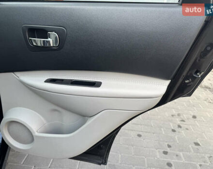 Черный Ниссан Кашкай, объемом двигателя 1.6 л и пробегом 216 тыс. км за 10999 $, фото 52 на Automoto.ua