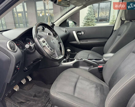 Чорний Ніссан Кашкай, об'ємом двигуна 0 л та пробігом 225 тис. км за 10800 $, фото 6 на Automoto.ua