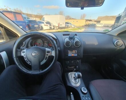 Чорний Ніссан Кашкай, об'ємом двигуна 2 л та пробігом 182 тис. км за 11000 $, фото 5 на Automoto.ua