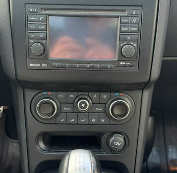 Черный Ниссан Кашкай, объемом двигателя 1.6 л и пробегом 216 тыс. км за 10999 $, фото 25 на Automoto.ua