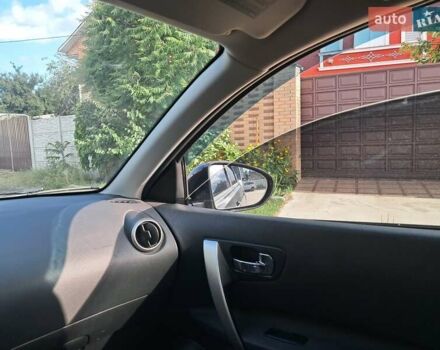 Чорний Ніссан Кашкай, об'ємом двигуна 2 л та пробігом 120 тис. км за 12019 $, фото 4 на Automoto.ua