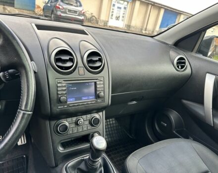 Черный Ниссан Кашкай, объемом двигателя 1.5 л и пробегом 241 тыс. км за 10500 $, фото 16 на Automoto.ua