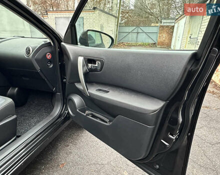 Черный Ниссан Кашкай, объемом двигателя 1.5 л и пробегом 220 тыс. км за 11499 $, фото 47 на Automoto.ua