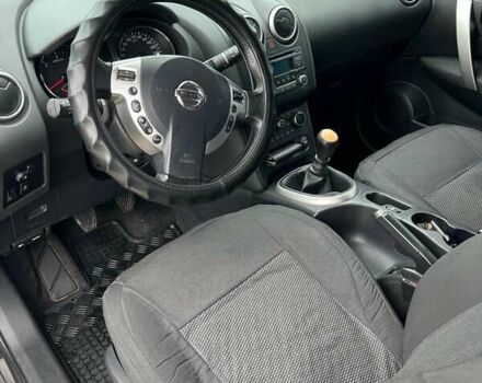 Черный Ниссан Кашкай, объемом двигателя 1.5 л и пробегом 195 тыс. км за 11000 $, фото 6 на Automoto.ua