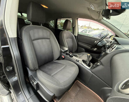 Черный Ниссан Кашкай, объемом двигателя 2 л и пробегом 174 тыс. км за 10999 $, фото 28 на Automoto.ua