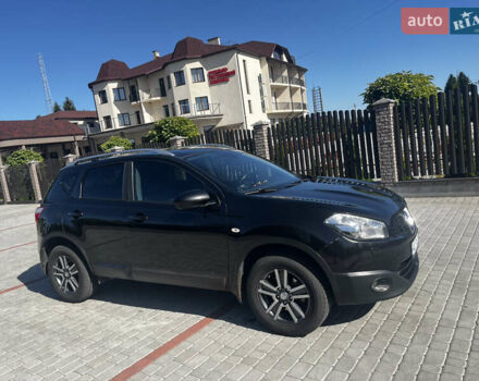 Черный Ниссан Кашкай, объемом двигателя 2 л и пробегом 185 тыс. км за 11600 $, фото 4 на Automoto.ua