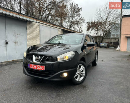 Черный Ниссан Кашкай, объемом двигателя 1.5 л и пробегом 220 тыс. км за 11499 $, фото 1 на Automoto.ua