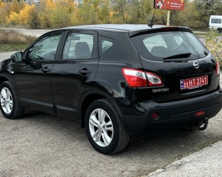 Черный Ниссан Кашкай, объемом двигателя 1.6 л и пробегом 170 тыс. км за 10999 $, фото 7 на Automoto.ua