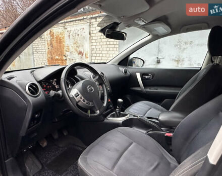 Черный Ниссан Кашкай, объемом двигателя 1.5 л и пробегом 220 тыс. км за 11499 $, фото 33 на Automoto.ua