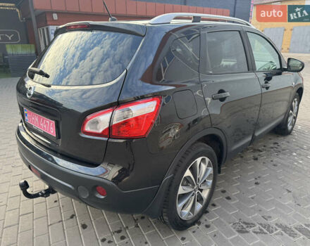 Черный Ниссан Кашкай, объемом двигателя 1.6 л и пробегом 216 тыс. км за 10999 $, фото 5 на Automoto.ua