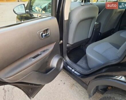 Черный Ниссан Кашкай, объемом двигателя 1.6 л и пробегом 211 тыс. км за 10800 $, фото 33 на Automoto.ua