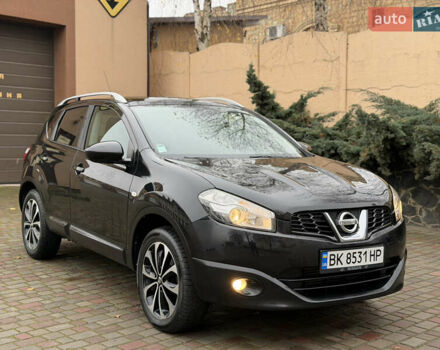 Черный Ниссан Кашкай, объемом двигателя 1.46 л и пробегом 280 тыс. км за 9400 $, фото 2 на Automoto.ua