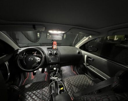 Черный Ниссан Кашкай, объемом двигателя 2 л и пробегом 237 тыс. км за 11500 $, фото 10 на Automoto.ua