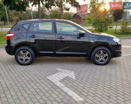 Черный Ниссан Кашкай, объемом двигателя 1.46 л и пробегом 139 тыс. км за 9899 $, фото 3 на Automoto.ua