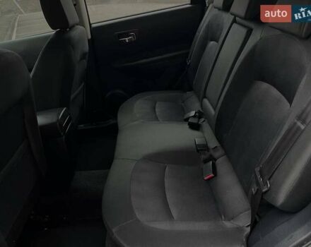 Черный Ниссан Кашкай, объемом двигателя 1.6 л и пробегом 170 тыс. км за 10699 $, фото 15 на Automoto.ua