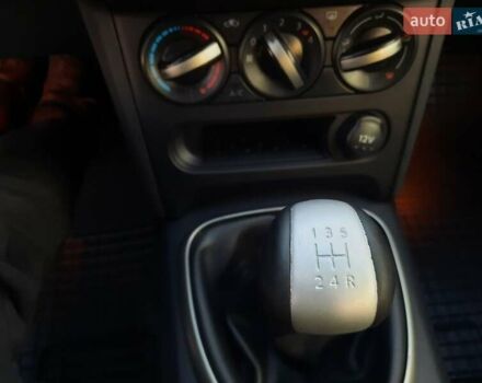 Черный Ниссан Кашкай, объемом двигателя 1.6 л и пробегом 211 тыс. км за 10800 $, фото 15 на Automoto.ua