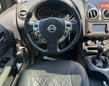 Черный Ниссан Кашкай, объемом двигателя 2 л и пробегом 236 тыс. км за 9600 $, фото 15 на Automoto.ua