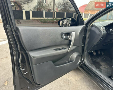 Черный Ниссан Кашкай, объемом двигателя 1.6 л и пробегом 211 тыс. км за 9999 $, фото 33 на Automoto.ua