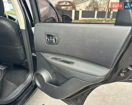 Чорний Ніссан Кашкай, об'ємом двигуна 1.6 л та пробігом 211 тис. км за 10300 $, фото 49 на Automoto.ua