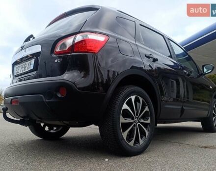 Чорний Ніссан Кашкай, об'ємом двигуна 1.6 л та пробігом 245 тис. км за 11200 $, фото 9 на Automoto.ua