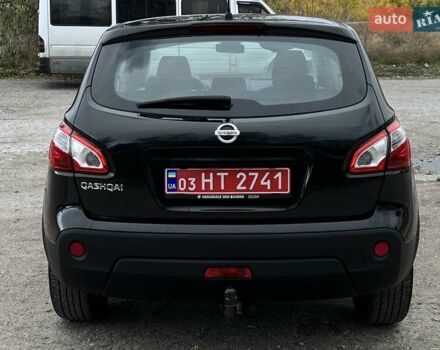 Черный Ниссан Кашкай, объемом двигателя 1.6 л и пробегом 170 тыс. км за 10699 $, фото 5 на Automoto.ua