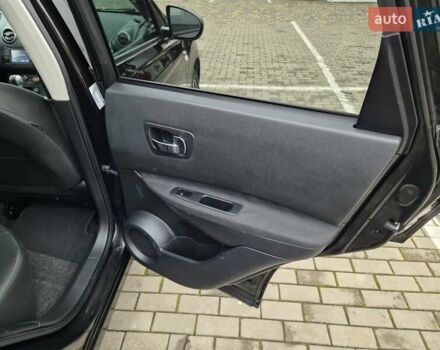 Черный Ниссан Кашкай, объемом двигателя 2 л и пробегом 108 тыс. км за 13600 $, фото 25 на Automoto.ua