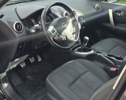 Черный Ниссан Кашкай, объемом двигателя 1.5 л и пробегом 195 тыс. км за 10800 $, фото 23 на Automoto.ua