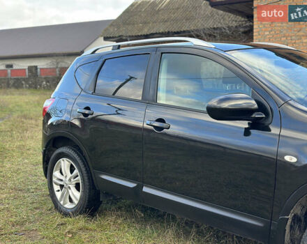 Черный Ниссан Кашкай, объемом двигателя 1.5 л и пробегом 241 тыс. км за 10600 $, фото 8 на Automoto.ua