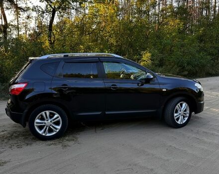 Черный Ниссан Кашкай, объемом двигателя 2 л и пробегом 235 тыс. км за 11500 $, фото 2 на Automoto.ua