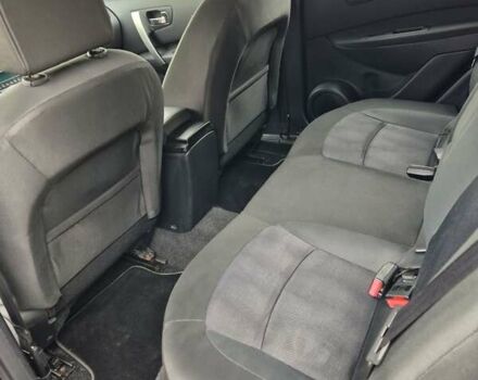 Черный Ниссан Кашкай, объемом двигателя 1.5 л и пробегом 201 тыс. км за 9950 $, фото 6 на Automoto.ua