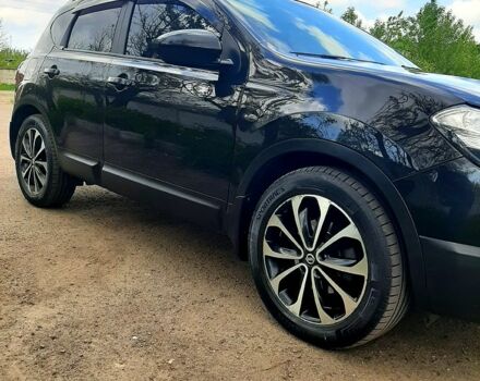 Чорний Ніссан Кашкай, об'ємом двигуна 2 л та пробігом 181 тис. км за 12000 $, фото 10 на Automoto.ua