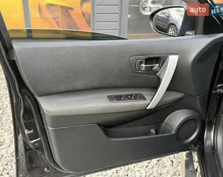 Черный Ниссан Кашкай, объемом двигателя 2 л и пробегом 174 тыс. км за 10999 $, фото 43 на Automoto.ua