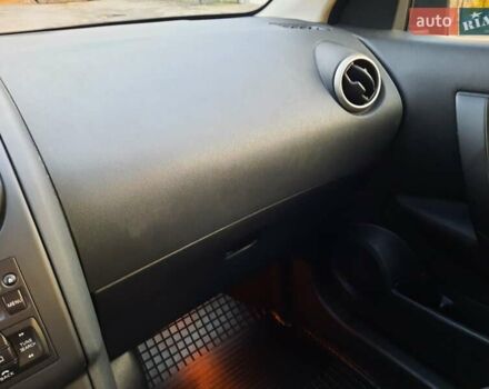 Черный Ниссан Кашкай, объемом двигателя 1.6 л и пробегом 211 тыс. км за 10800 $, фото 16 на Automoto.ua