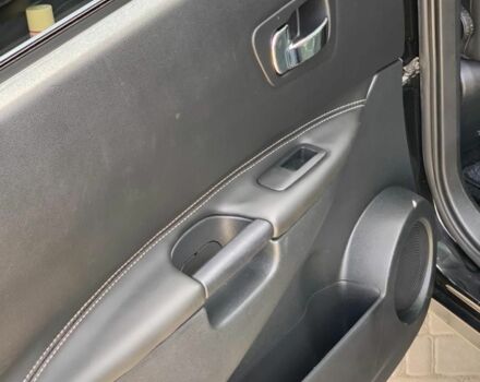 Черный Ниссан Кашкай, объемом двигателя 2 л и пробегом 265 тыс. км за 12500 $, фото 14 на Automoto.ua