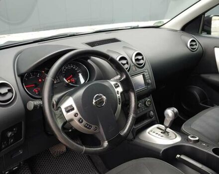 Чорний Ніссан Кашкай, об'ємом двигуна 2 л та пробігом 215 тис. км за 11599 $, фото 10 на Automoto.ua