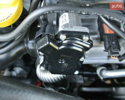 Черный Ниссан Кашкай, объемом двигателя 2 л и пробегом 220 тыс. км за 13500 $, фото 55 на Automoto.ua