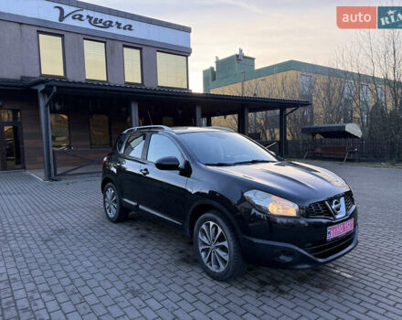 Черный Ниссан Кашкай, объемом двигателя 2 л и пробегом 240 тыс. км за 9999 $, фото 2 на Automoto.ua