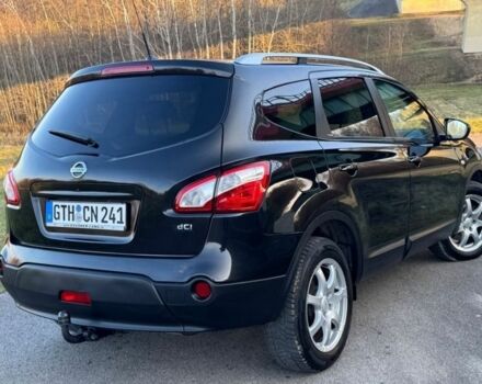 Черный Ниссан Кашкай, объемом двигателя 2 л и пробегом 124 тыс. км за 4000 $, фото 5 на Automoto.ua