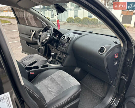 Чорний Ніссан Кашкай, об'ємом двигуна 1.6 л та пробігом 211 тис. км за 10300 $, фото 52 на Automoto.ua