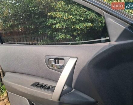 Чорний Ніссан Кашкай, об'ємом двигуна 2 л та пробігом 120 тис. км за 12019 $, фото 3 на Automoto.ua