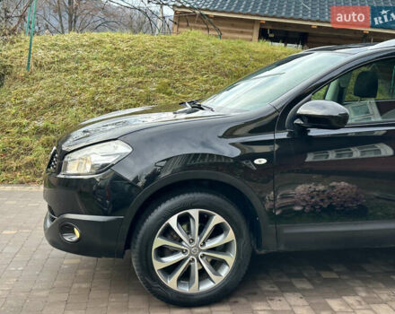 Чорний Ніссан Кашкай, об'ємом двигуна 1.6 л та пробігом 239 тис. км за 9590 $, фото 3 на Automoto.ua