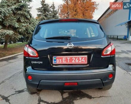 Черный Ниссан Кашкай, объемом двигателя 1.6 л и пробегом 211 тыс. км за 10800 $, фото 44 на Automoto.ua