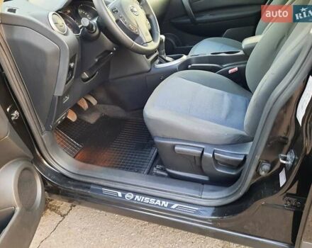 Черный Ниссан Кашкай, объемом двигателя 1.6 л и пробегом 211 тыс. км за 10800 $, фото 2 на Automoto.ua