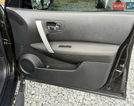 Черный Ниссан Кашкай, объемом двигателя 2 л и пробегом 174 тыс. км за 10999 $, фото 33 на Automoto.ua