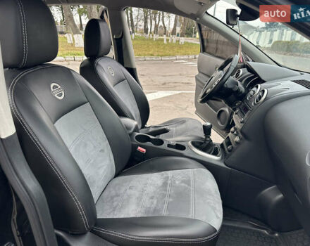 Черный Ниссан Кашкай, объемом двигателя 1.6 л и пробегом 211 тыс. км за 9999 $, фото 55 на Automoto.ua