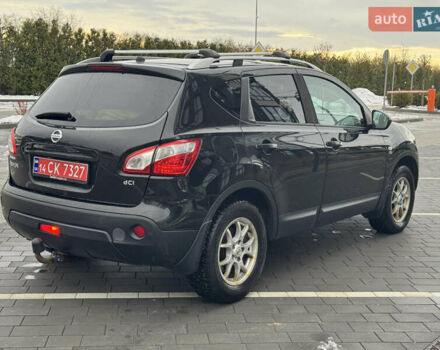 Чорний Ніссан Кашкай, об'ємом двигуна 0 л та пробігом 225 тис. км за 10800 $, фото 3 на Automoto.ua