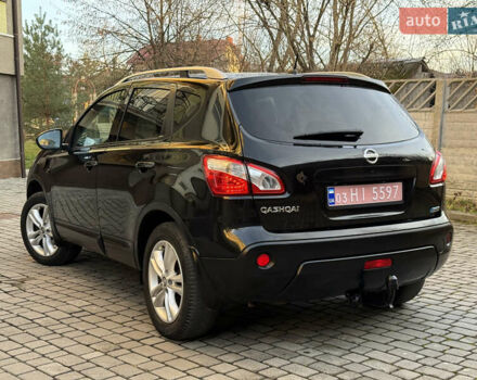 Черный Ниссан Кашкай, объемом двигателя 1.5 л и пробегом 239 тыс. км за 10100 $, фото 4 на Automoto.ua