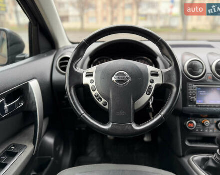 Черный Ниссан Кашкай, объемом двигателя 1.46 л и пробегом 280 тыс. км за 9400 $, фото 53 на Automoto.ua