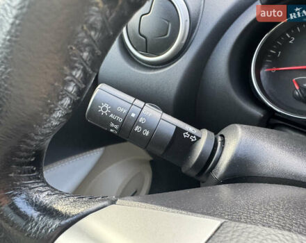 Черный Ниссан Кашкай, объемом двигателя 1.6 л и пробегом 216 тыс. км за 10999 $, фото 28 на Automoto.ua